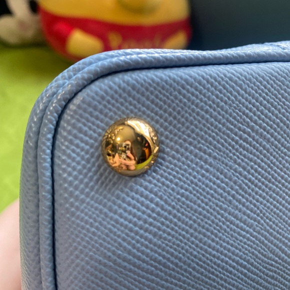 Prada two way Handbag - Picture 10 of 17